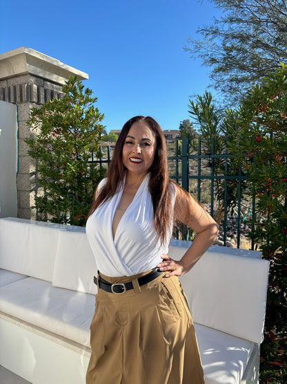 Eleanor_Utility_Midi_Skirt_High-Waisted_Cargo_Pocket_Skirt_for_Everyday_Wear.